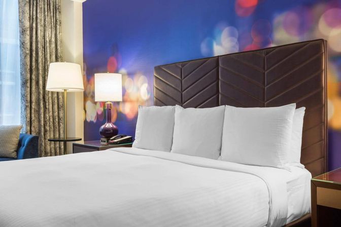 The Chicago Hotel Collection Magnificent Mile Hotel & Suites image 7