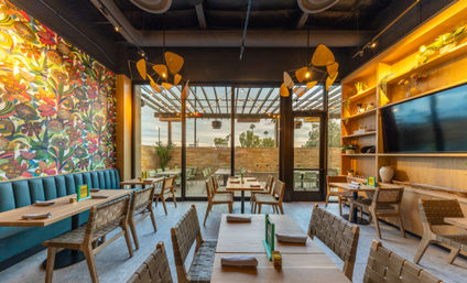 Eat, Drink, Meet & Dink at Electric Pickle image 13