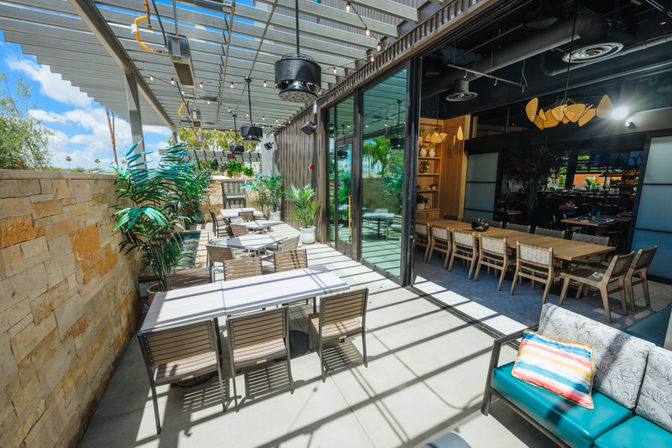 Eat, Drink, Meet & Dink at Electric Pickle image 9