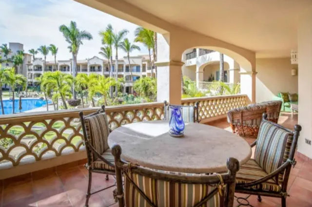 Superb 3-BR, 3-Bath Luxury Condo in San Jose del Cabo image 3