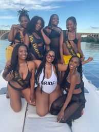 DC's Premier Day Charter: Vibes, Views & VIP Service image 19