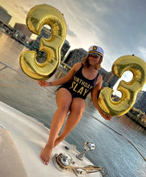 DC's Premier Day Charter: Vibes, Views & VIP Service image 5
