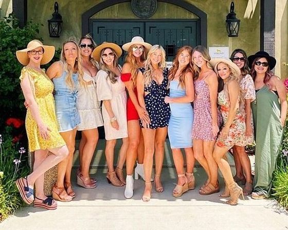 Temecula Valley Wine Tour: Local Pickup with 3-4 Winery Stops image 4