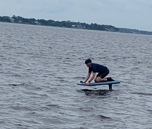 Thrilling Efoil Experience: Learn to Ride Above the Waves! image 3