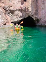 Las Vegas Emerald Cave Kayak Tour with Shuttle Service image 4