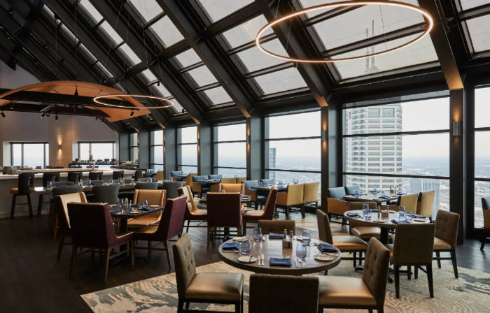 Dining Experience at Skyline Club: Best Views in the City for Date Nights & Celebrations image 3