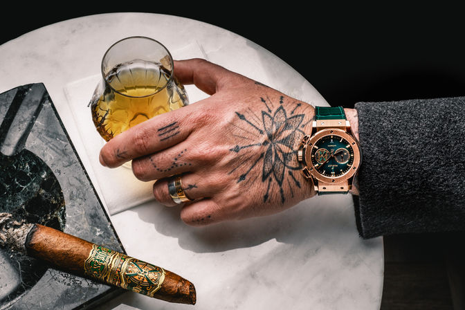 Eight Lounge Cigar Bar: Gentleman's Smoke & Sip image 1