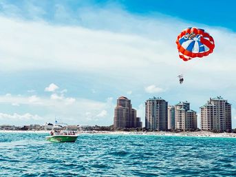 Just Chute Me! Parasailing: The Best Views in Destin image 3