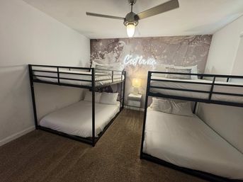 Love Oasis II: Luxury Vacation Home with Pool + Spa, Chic Decor & Secret Photo Booth image 25