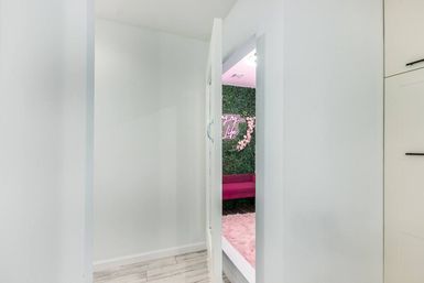 Love Oasis II: Luxury Vacation Home with Pool + Spa, Chic Decor & Secret Photo Booth image 6