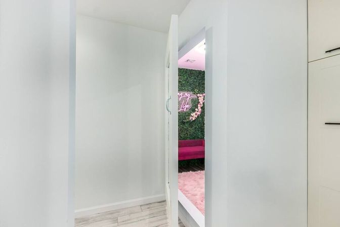 Love Oasis II: Luxury Vacation Home with Pool + Spa, Chic Decor & Secret Photo Booth image 6