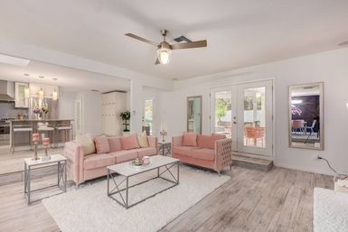 Love Oasis II: Luxury Vacation Home with Pool + Spa, Chic Decor & Secret Photo Booth image 18