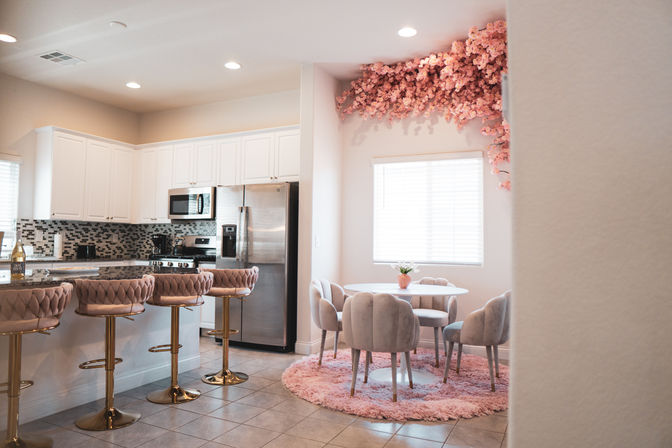 The Bachelorette Paradise I: Chic Getaway for 8 Guests image 12