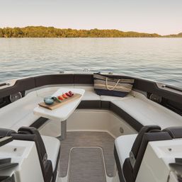 35' Sea Ray SLX Yacht Charter on Lake Michigan with Chicago Skyline Views image 6
