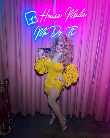 Legendary R House Drag Show & Dinner with Bottle Service and DJ After-Party image 17