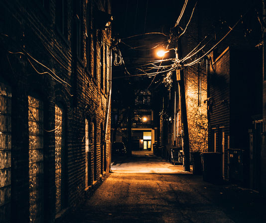 Wind and Souls: Adults-Only Ghost Tour in Chicago image 5