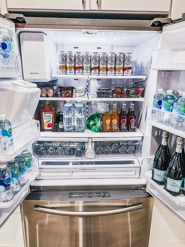 Fill the Fridge: Alcohol and Grocery Shopping, Delivery, and Stocking Before Your Arrival  image 4