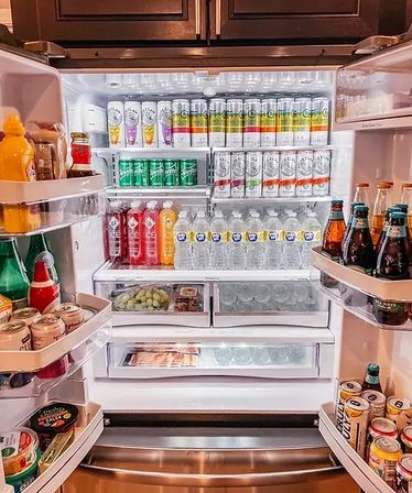 Fill the Fridge: Alcohol and Grocery Shopping, Delivery, and Stocking Before Your Arrival  image 1