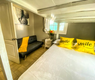Ocean Front Private Estate: 7 Bedrooms & Pool (Sleeps 20) image 29