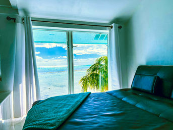 Ocean Front Private Estate: 7 Bedrooms & Pool (Sleeps 20) image 15