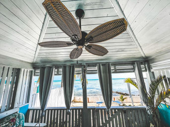 Ocean Front Private Estate: 7 Bedrooms & Pool (Sleeps 20) image 26