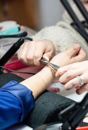Mobile Permanent Jewelry Experience by Purely Linked image 10