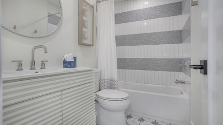 Fiddler's Cove Villa with Large Balcony & Walking Distance to the Beach image 17