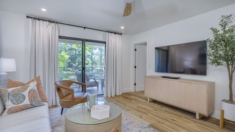 Fiddler's Cove Villa with Large Balcony & Walking Distance to the Beach image 1
