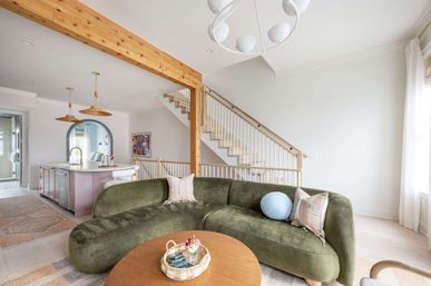 Designer 4-Bedroom House in the Heart of Downtown with Private Rooftop Terrace image 5