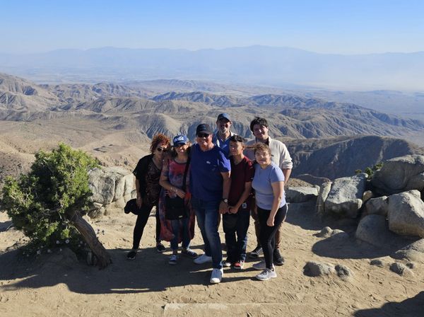 Joshua Tree Tours: Hikes, Trails, Rock Climbing, and Stunning Views image 1