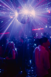 Party at Laila Lounge: VIP Tables, Bottle Service & Nights You’ll Actually Remember (Sort Of) image 2