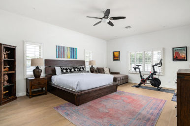 Paradise Heights Retreat: Luxe Hilltop Oasis with Pool, Views & Vibes image 12