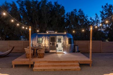 Desert Moon One Acre Property: Fully Fenced with Pickleball Court, Cowboy Pool, Hot Tub + Airstream image 31