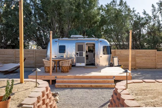 Desert Moon One Acre Property: Fully Fenced with Pickleball Court, Cowboy Pool, Hot Tub + Airstream image 6