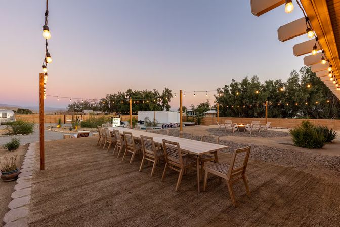 Desert Moon One Acre Property: Fully Fenced with Pickleball Court, Cowboy Pool, Hot Tub + Airstream image 25