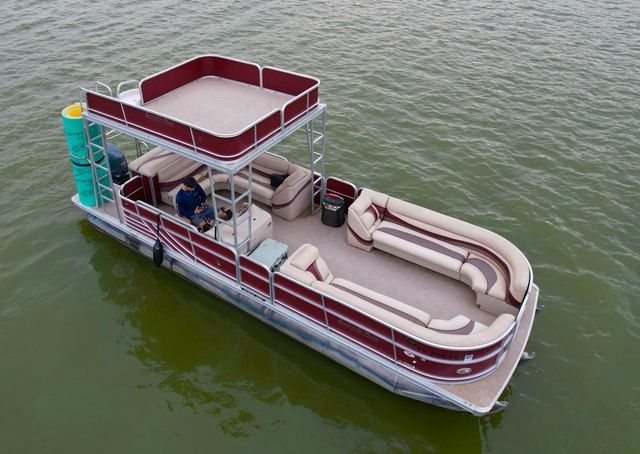 BYOB 15-Person 29' Southbay Double Decker with Waterslide on Lewisville Lake image 4