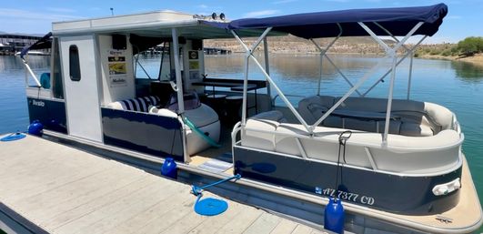 Lake Pleasant Pontoon Boat Rental With Captain & All The Extras Included! image 7
