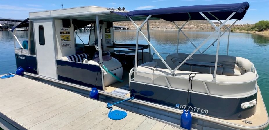 Lake Pleasant Pontoon Boat Rental With Captain & All The Extras Included! image 7