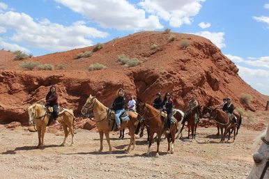 Scenic Mountain Horseback Riding Tour: Saddle Up with Meal Options image 16
