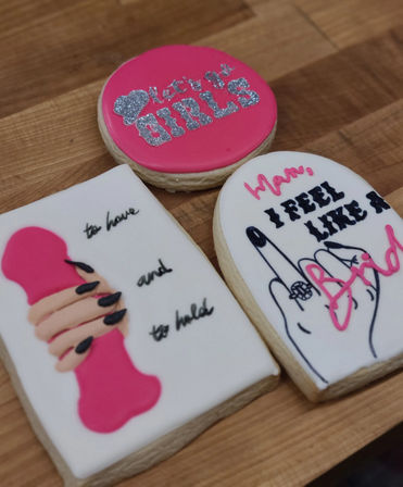 Custom Cakes, Cookies and Desserts by Eva Diva Sweets image 3