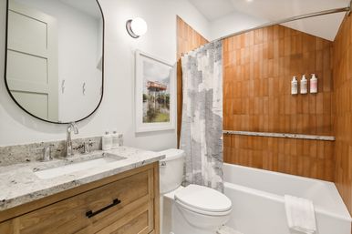 NOLA Rental with Private Hot Tub & Shared Heated Pool image 12