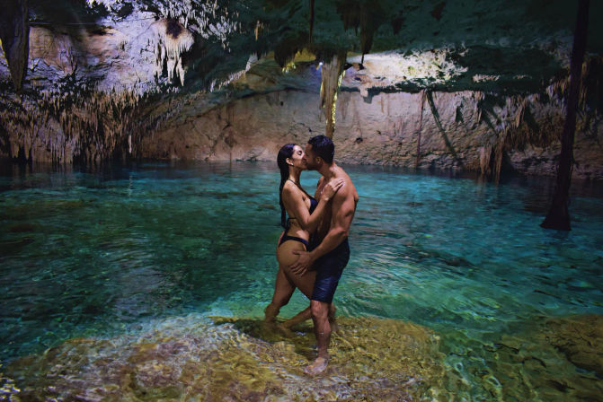 Private Cenote Tour: Three Incredible Cenotes + Yucatecan Lunch image 2