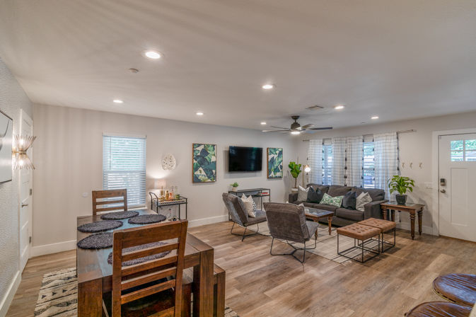 Downtown Retreat in Prime Location with Pool and Hot Tub image 10