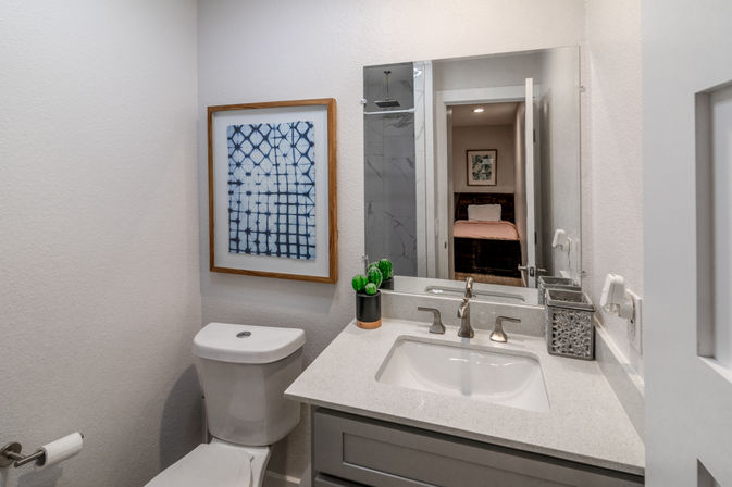 Downtown Retreat in Prime Location with Pool and Hot Tub image 14