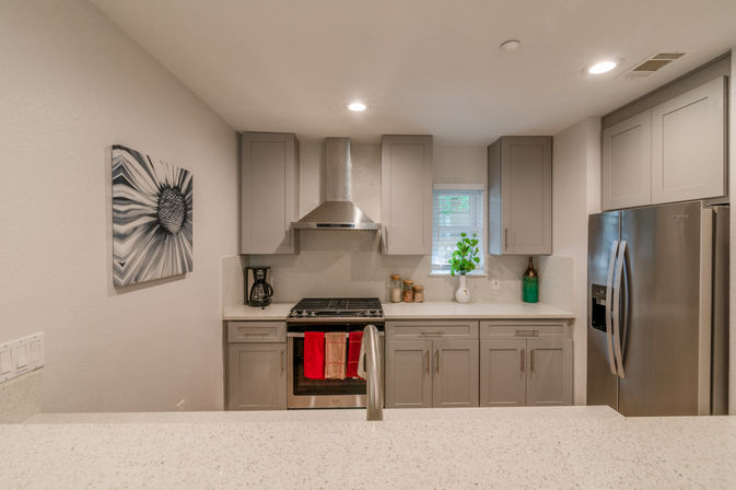 Downtown Retreat in Prime Location with Pool and Hot Tub image 8