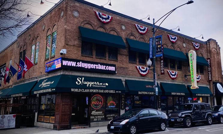 Sluggers World Class Sports Bar and Grill & Dueling Pianos image 2
