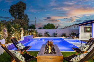 Desert Lotus Luxe Poolside Oasis with Game Room & Guest Casita image 1