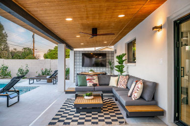 Desert Lotus Luxe Poolside Oasis with Game Room & Guest Casita image 2