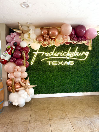 Custom At-Home Decoration Packages and Luxury Party Themes from Merry Me Decor image 1