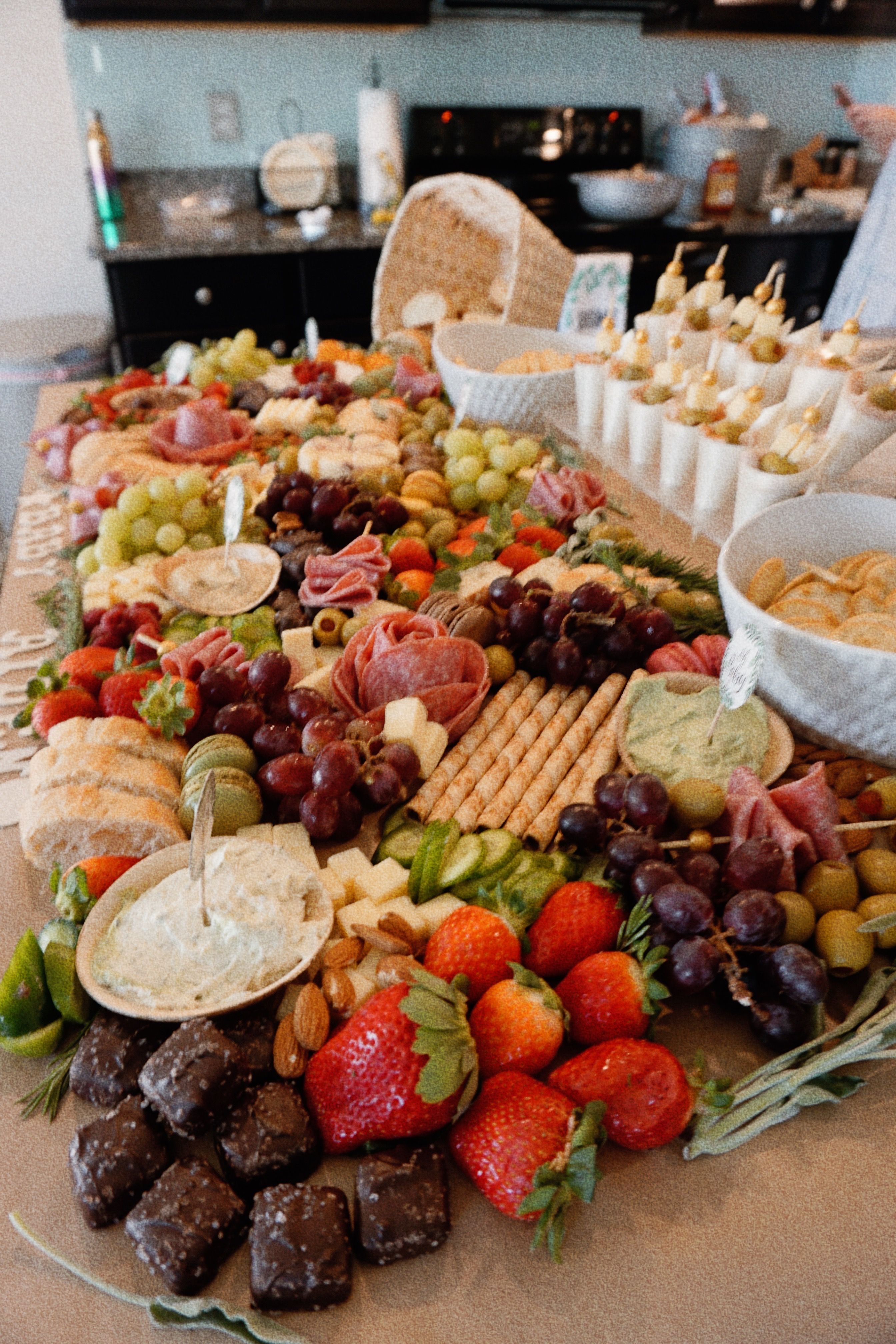 Insta-Worthy Tailored Charcuterie & Grazing Table Delivered to Your ...